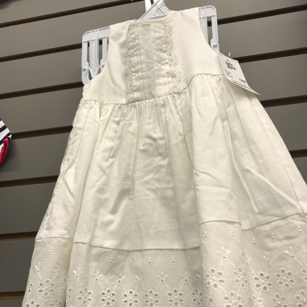 Dress - Picture 8 of 8